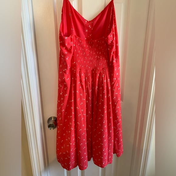 Red Gap summer dress - lined - Picture 2 of 4